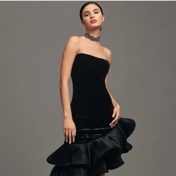 Anthropologie Womens Strapless Ruffle Hem Dress Black Size US 4 - Picture 1 of 5